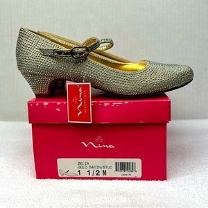 Nina Zelia GOLD SATIN / STUD Girls shoes size 1 1/2 medium NEW